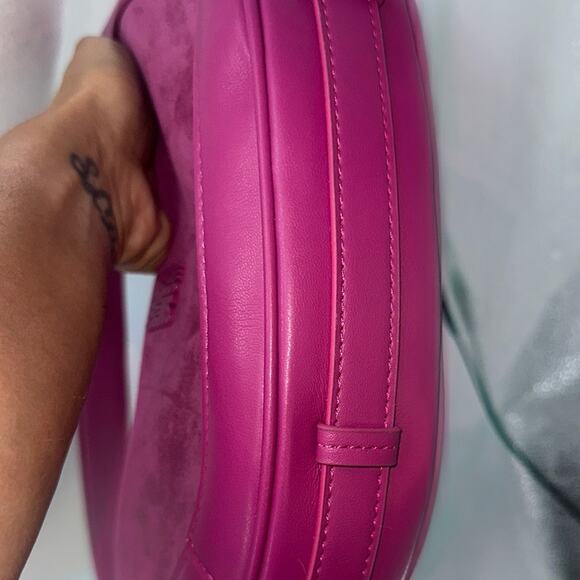 New Steve Madden Magenta Suede Shoulder Bag. see video Boho - Picture 9 of 11